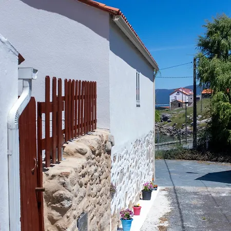 A Marineira De Portocubelo Tatil Evi Lira (A Coruna)